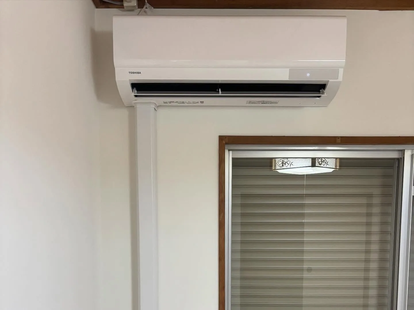小牧市でのエアコン工事。